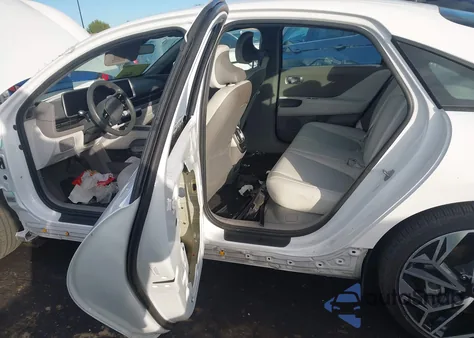 2024 Hyundai Ioniq 6 Sel z USA, uszkodzony, nr VIN KMHM34AA0RA073928